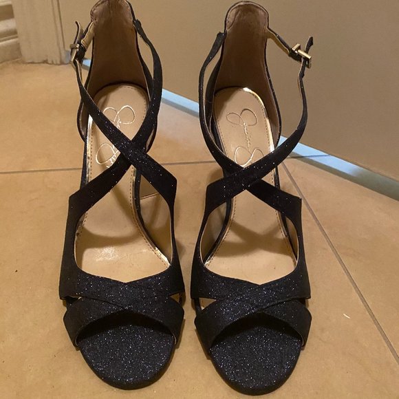 *NEW & NEVER WORN* Blue Heels - Picture 1 of 4